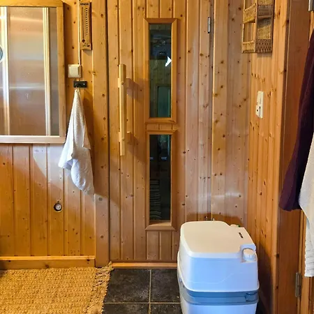 Dom wakacyjny Cozy Timber From 1966 With Sauna *